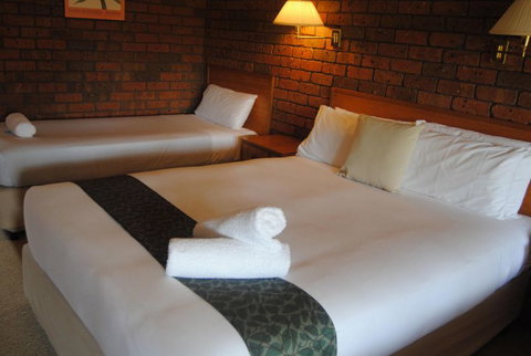 Grange Burn Motel - Coogee Beach Accommodation 4