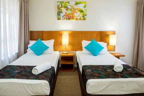 The Lakes Cairns Resort - Coogee Beach Accommodation 2