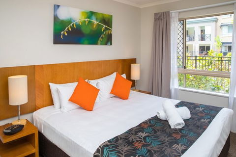 The Lakes Cairns Resort - Coogee Beach Accommodation 11