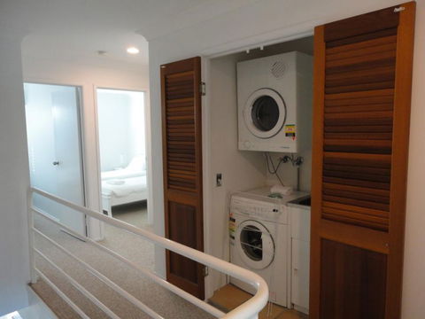 Noosa Entrance Waterfront Resort - Coogee Beach Accommodation 9
