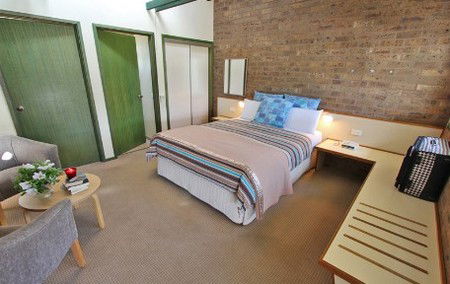 The Beachfront Motel - Coogee Beach Accommodation 2