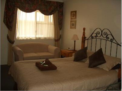 Almond Inn Motel - Coogee Beach Accommodation 3