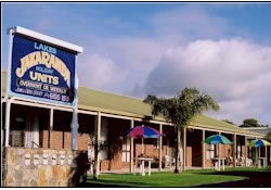 Lakes Jakaranda Holiday Units - Coogee Beach Accommodation 1
