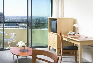 Pacific International Suites Parramatta - Coogee Beach Accommodation 2