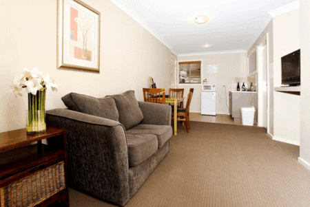 Best Western Beaches Apartments - thumb 1