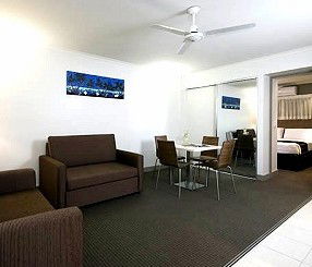Cairns Colonial Club Resort - Coogee Beach Accommodation 2