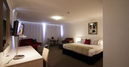 Townhouse Hotel - Coogee Beach Accommodation 4