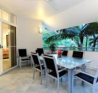 Oasis At Palm Cove - Coogee Beach Accommodation