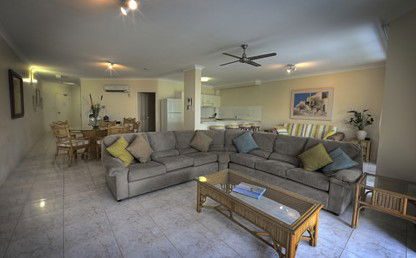 Costa Royale Beachfront Apartments - Coogee Beach Accommodation 1