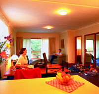 Oxley Court Serviced Apartments - Coogee Beach Accommodation