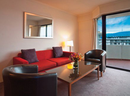 Medina Executive James Court Canberra - Coogee Beach Accommodation 4