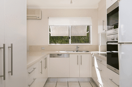 Bali Hai Apartments Noosa - Coogee Beach Accommodation 4