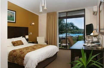 Whale Motor Inn - Coogee Beach Accommodation 0