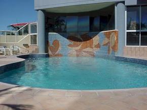 Beachfront Towers - Coogee Beach Accommodation 1