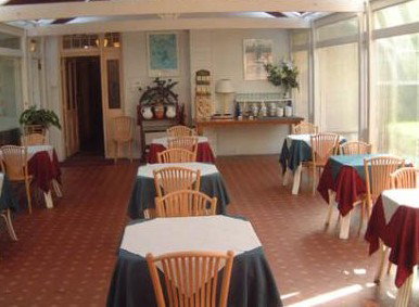 Mclaren Hotel - Coogee Beach Accommodation 1