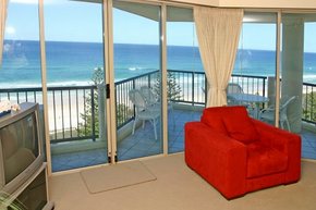 AA Oceana On Broadbeach - Coogee Beach Accommodation 5