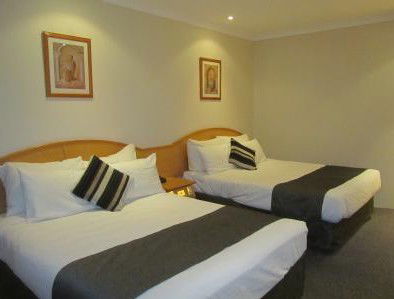 Best Western Centretown Goulburn - Coogee Beach Accommodation 4