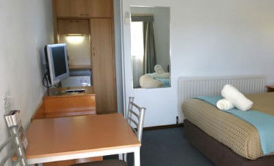 Colonial Lodge Motor Inn - Coogee Beach Accommodation 4