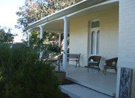 Annas Place - Coogee Beach Accommodation 3