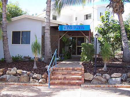 Palm Valley Motel And Holiday Units - Coogee Beach Accommodation 1