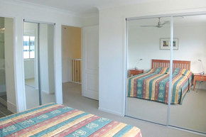 Coolum Villas - Coogee Beach Accommodation 4