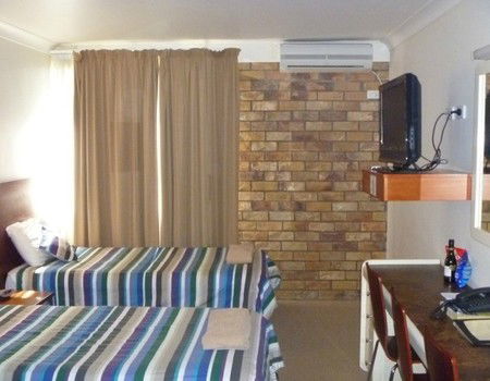 Burke And Wills Motor Inn Kingaroy - Coogee Beach Accommodation 4