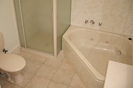 Karrinyup Waters Resort - Coogee Beach Accommodation 3