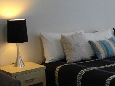 The Brighton: Lake Macquarie - Coogee Beach Accommodation 3