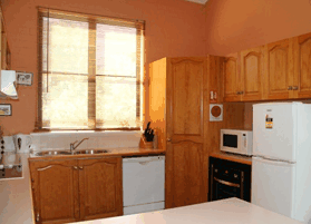 ALN House - Coogee Beach Accommodation 3