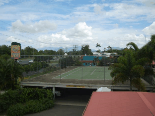 Cairns Reef Apartments And Motel - Coogee Beach Accommodation 4