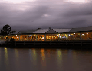 Waterfront Hotel - Coogee Beach Accommodation