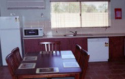 Emerald Explorers Inn - Coogee Beach Accommodation 1