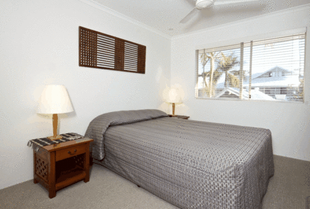 Pelican Beach Resort - Coogee Beach Accommodation 1