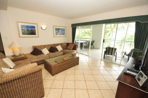 Trinity Waters Apartments - Coogee Beach Accommodation 5