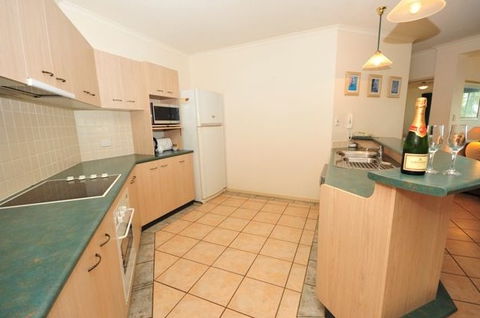 Trinity Waters Apartments - Coogee Beach Accommodation 7