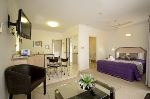 Reef Palms - Coogee Beach Accommodation 1