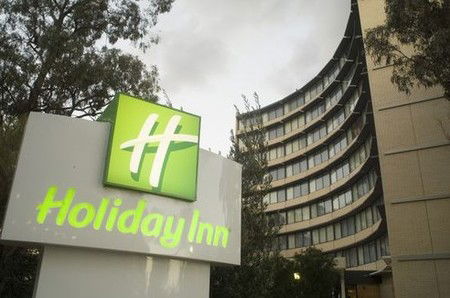 Holiday Inn Melbourne Airport - Coogee Beach Accommodation 0