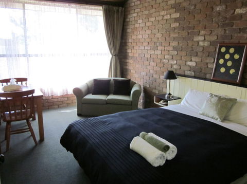 Farnham Court Motel - Coogee Beach Accommodation 2