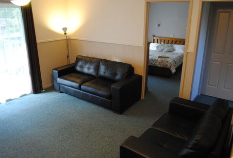 Lakes Entrance Country Cottages - Coogee Beach Accommodation 1