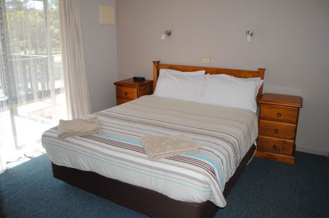 Lakes Entrance Country Cottages - Coogee Beach Accommodation 4