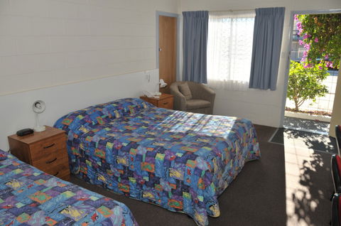 Wallangulla Motel - Coogee Beach Accommodation 1