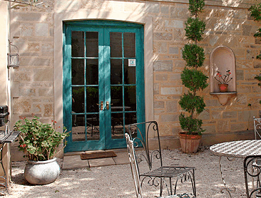 Mallyons Executive Villas - Coogee Beach Accommodation