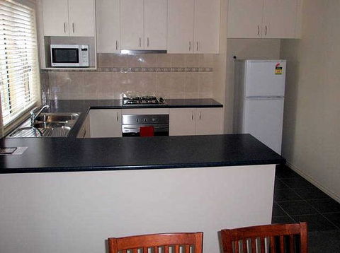 Victoria Lodge Motor Inn And Apartments - Coogee Beach Accommodation 2
