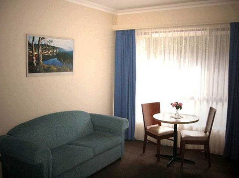 Victoria Lodge Motor Inn And Apartments - Coogee Beach Accommodation 4