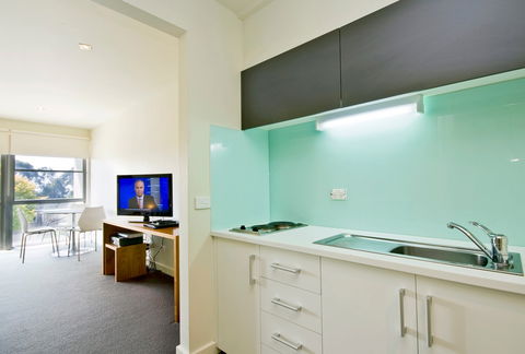 Comfort Inn Lorne Bay View - Coogee Beach Accommodation 5
