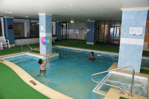 Starwest Alderney On Hay Apartments - Coogee Beach Accommodation 6
