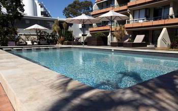 Hotel Laguna - Coogee Beach Accommodation 3