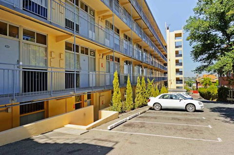 Mountway Holiday Apartments - Coogee Beach Accommodation 4