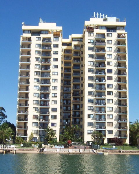Banyandah Towers - Coogee Beach Accommodation 0