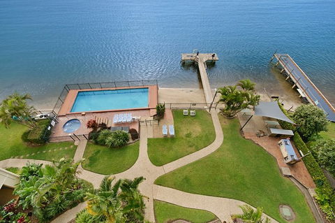 Banyandah Towers - Coogee Beach Accommodation 1